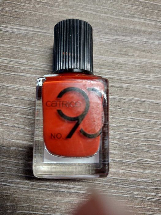 Лак за нокти различни Марки и Цветове AVON, CATRIC, GOLDEN ROSE! НОВИ!