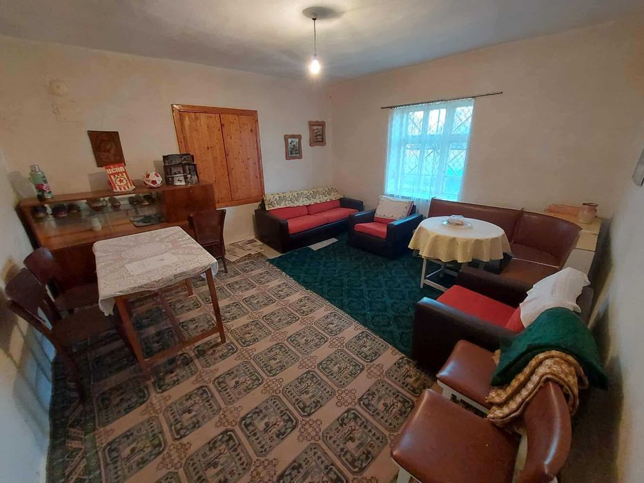 Едноетажна къща, с. Момино