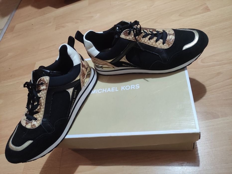 Michael Kors оригинални маратонки!!!