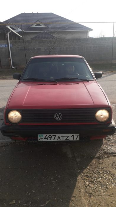 Машина Гольф2 1991.обем1.8автомат
