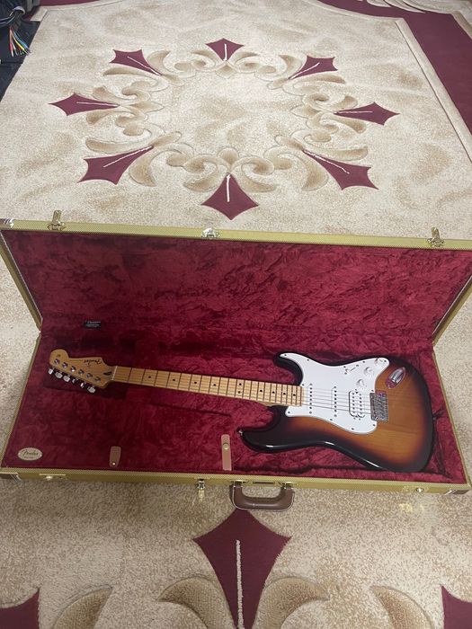 Fender Stradocaster Mexico с кейсом