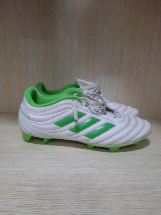 Ghete de fotbal Adidas copa