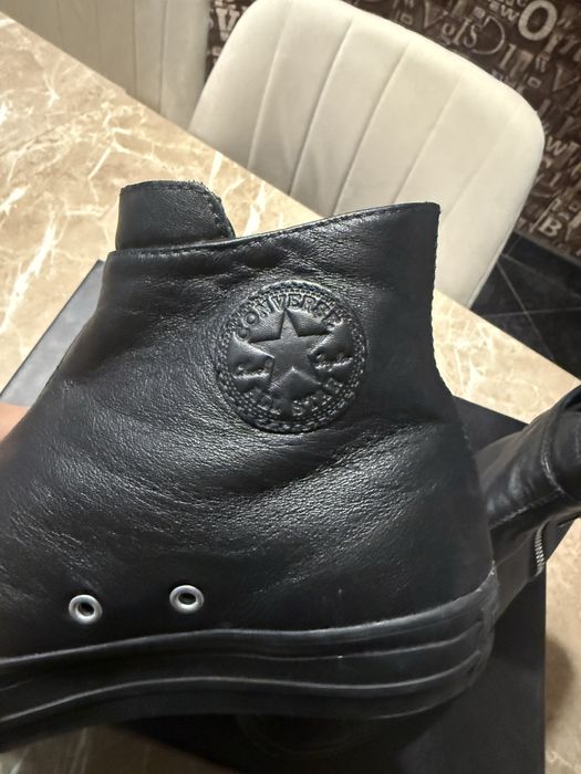 Converse ботички