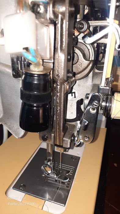 Masina electrica de cusut