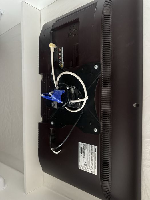 Продам телевизор