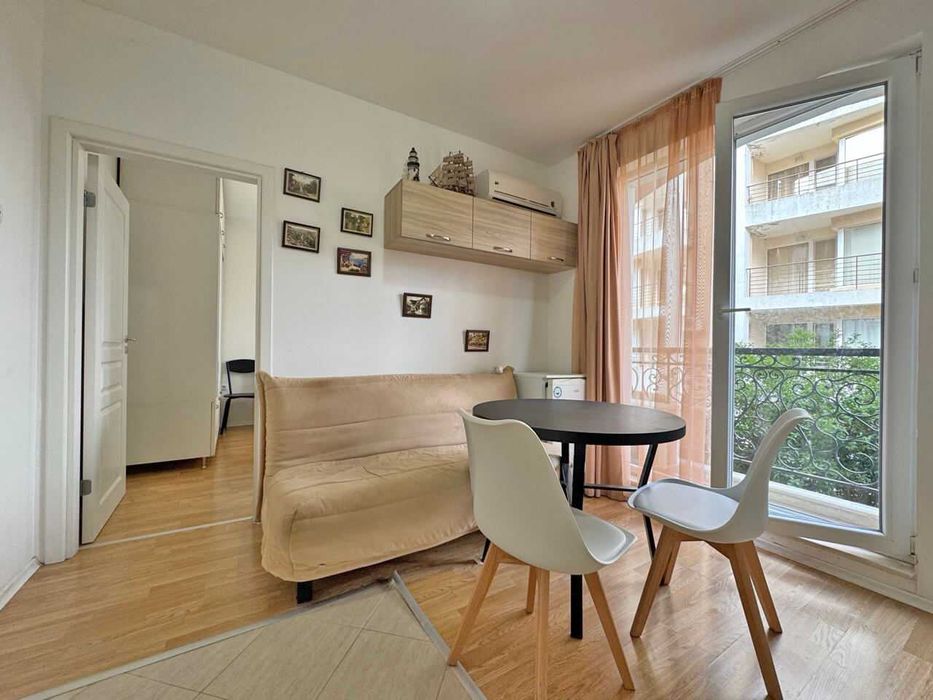 Двустаен апартамент в южната част на комплекса в района на Какао Бийч