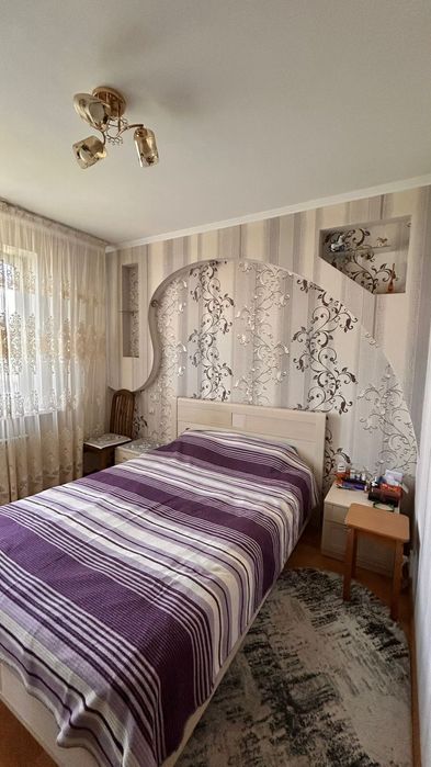 Продам квартиру 3-комнатную