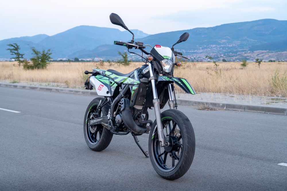 Rieju mrt 50 supermoto