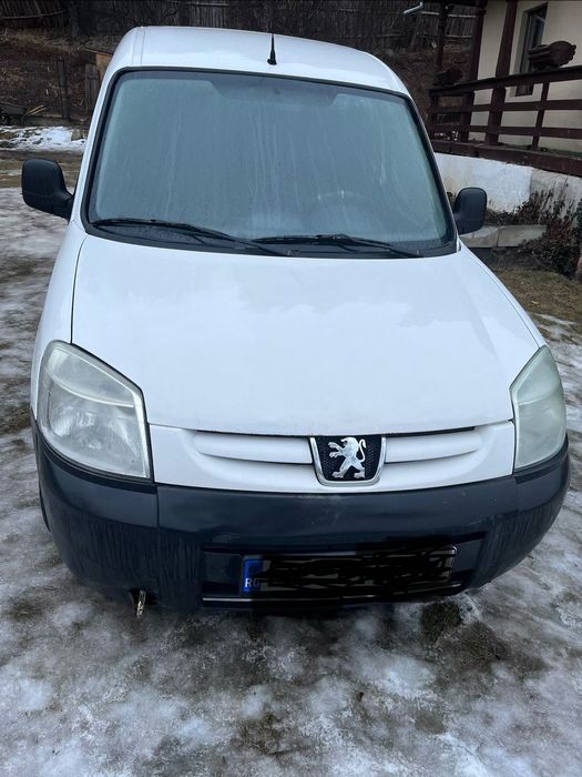 Vând peugeot partner