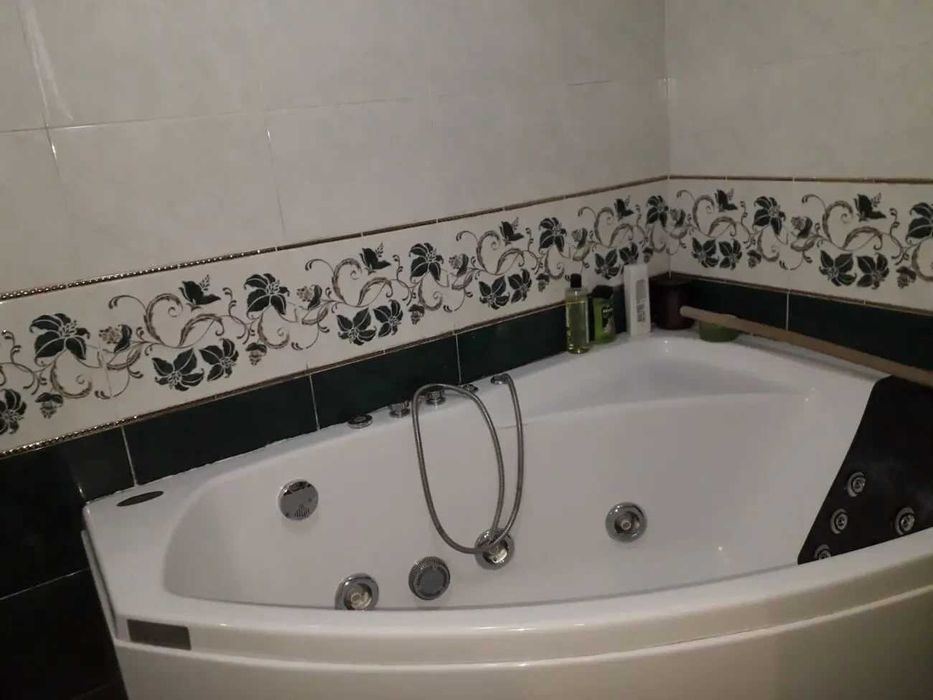 Дава се под наем Двустаен апартамент в София, Зона Б-18 - 65 кв.м за 433.5 € - Снимка #1