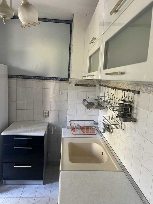 Продава се Двустаен апартамент в Пловдив, Христо Смирненски - 60 кв.м за 1834 €/кв.м - Снимка #3