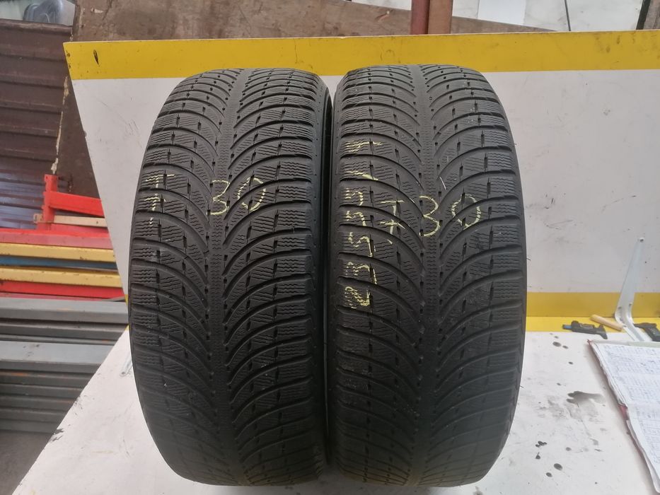 235/55/19  iarna  2*Michelin  101h dot 0817. 3,,61mm