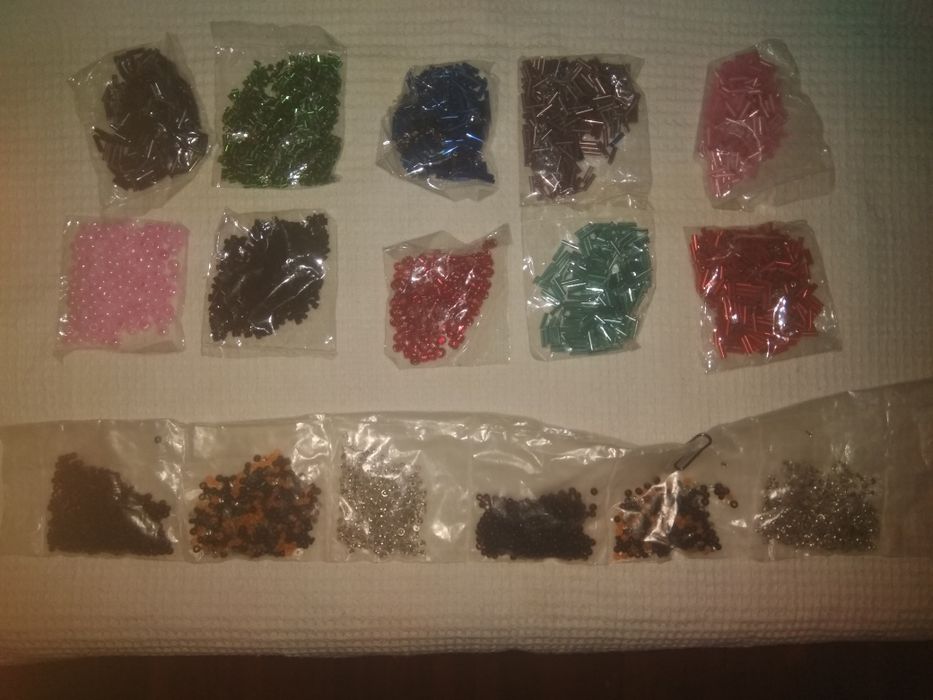 Бисер для вышивания.