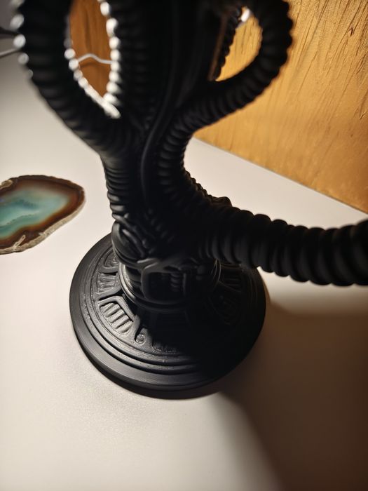 Lampa Alien Neagra