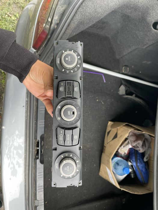 Панел климатрник от  бмв е60