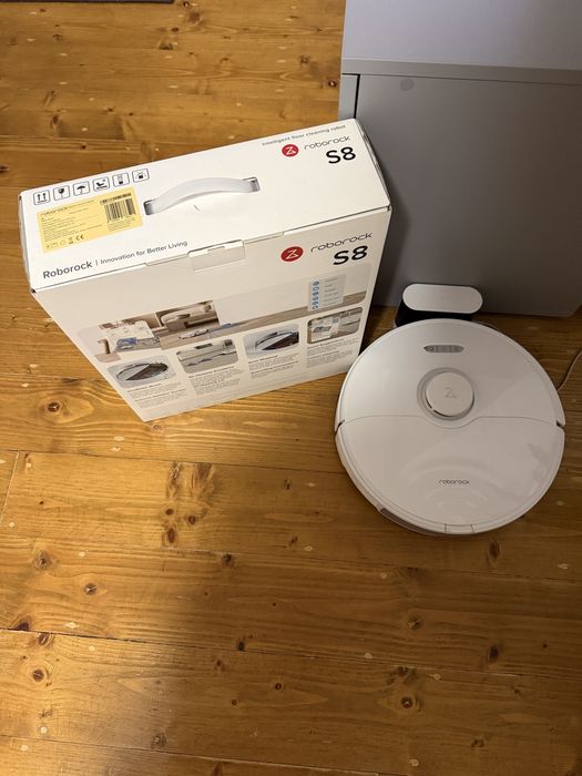Robot de Aspirare Roborock S8, S802-00