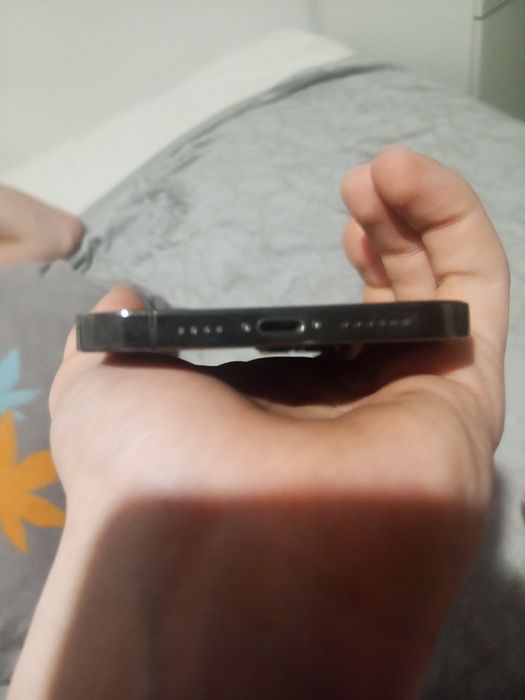 Обменяю 12 про Макс на модель выше