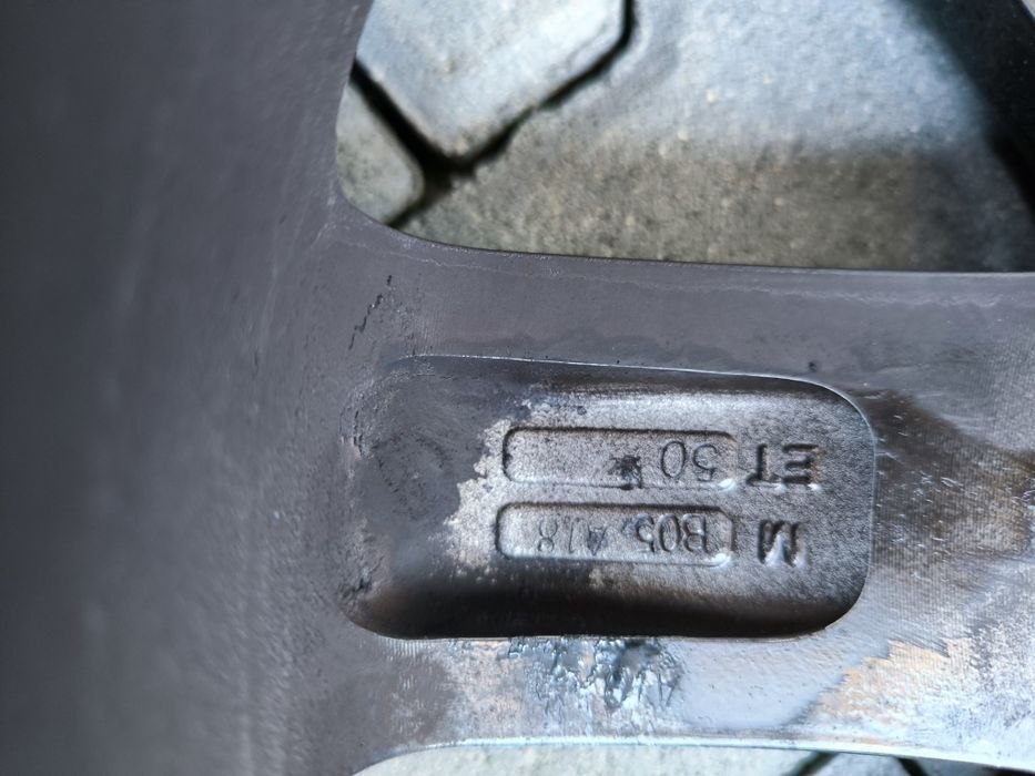 Зимни гуми 205/55/16 с джанти.