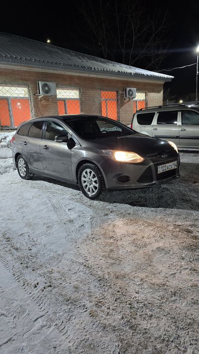 Продам форд фокус 2012год