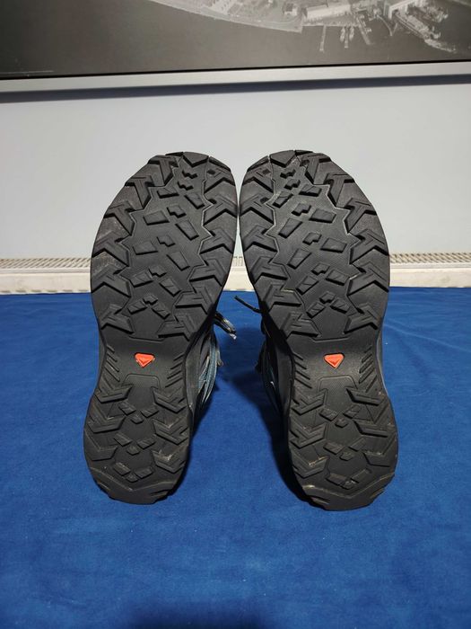 SALOMON ghete cu GoreTex, mărimea 41 1/3, interior 26 cm