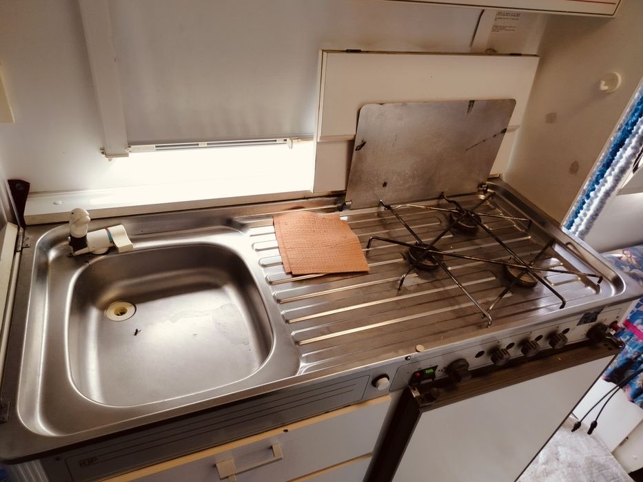 Каравана KIP42T в много добро състояние