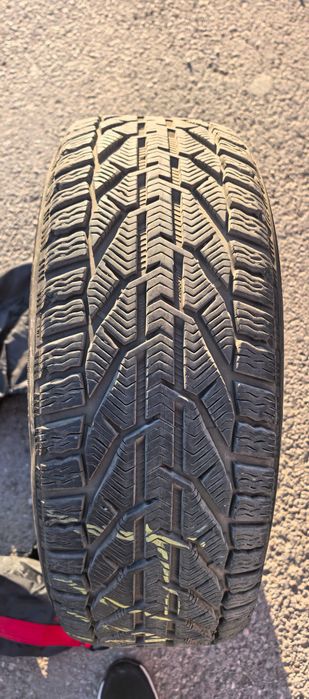 Зимни гуми 225/55/16