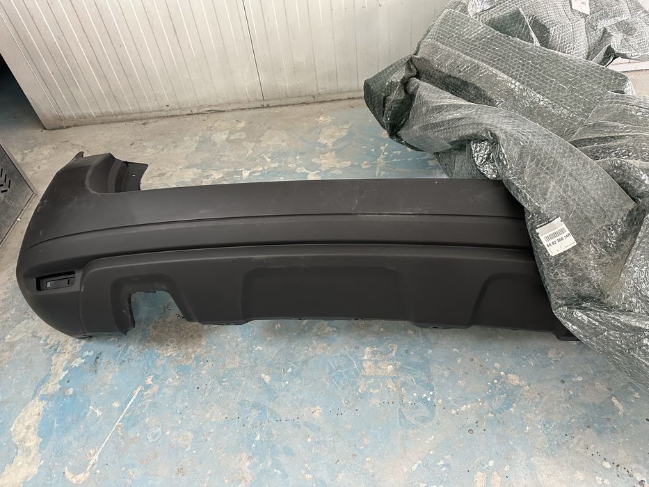 Bara de spate dacia duster noua originala