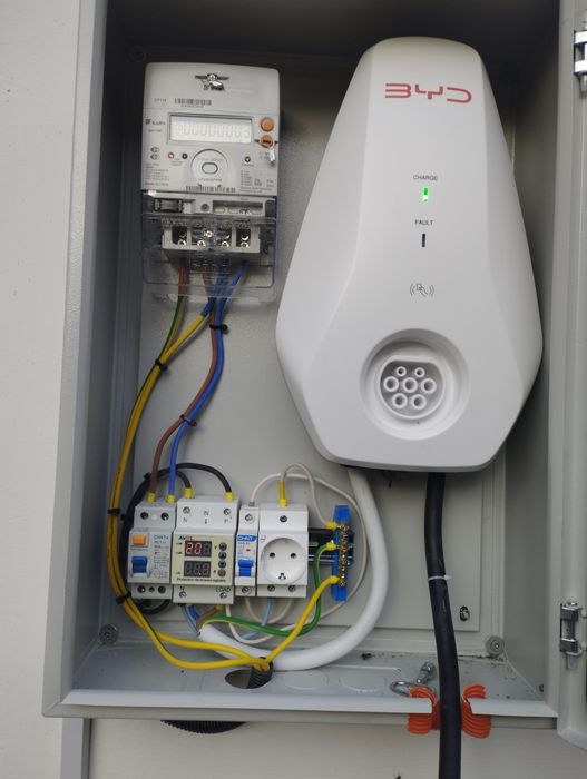 Установка Зарядные станции