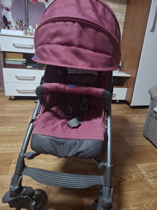 Коляска Chicco  Lite Way Состояние хорошее.