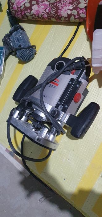 Frezer sotiladi srochni