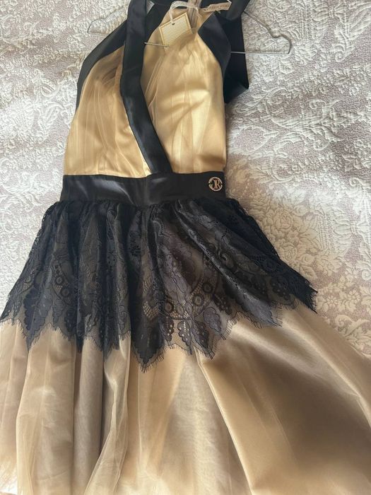 Вечерна рокля нова