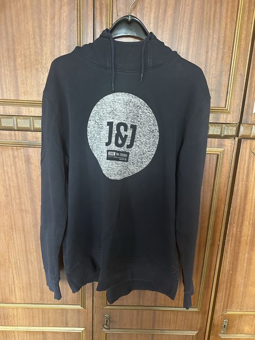 Продавам нови суичъри Jack & Jones , Everlast и други