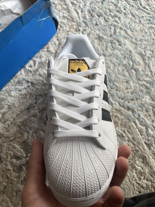 Adidas superstar