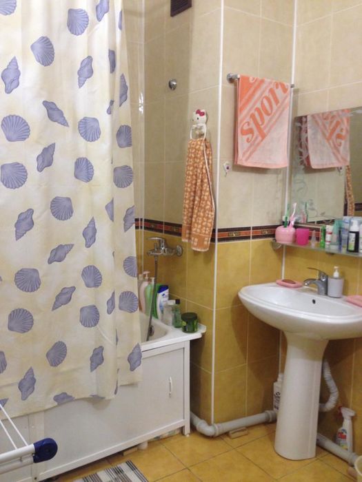 1-ком посуточно Женис 67