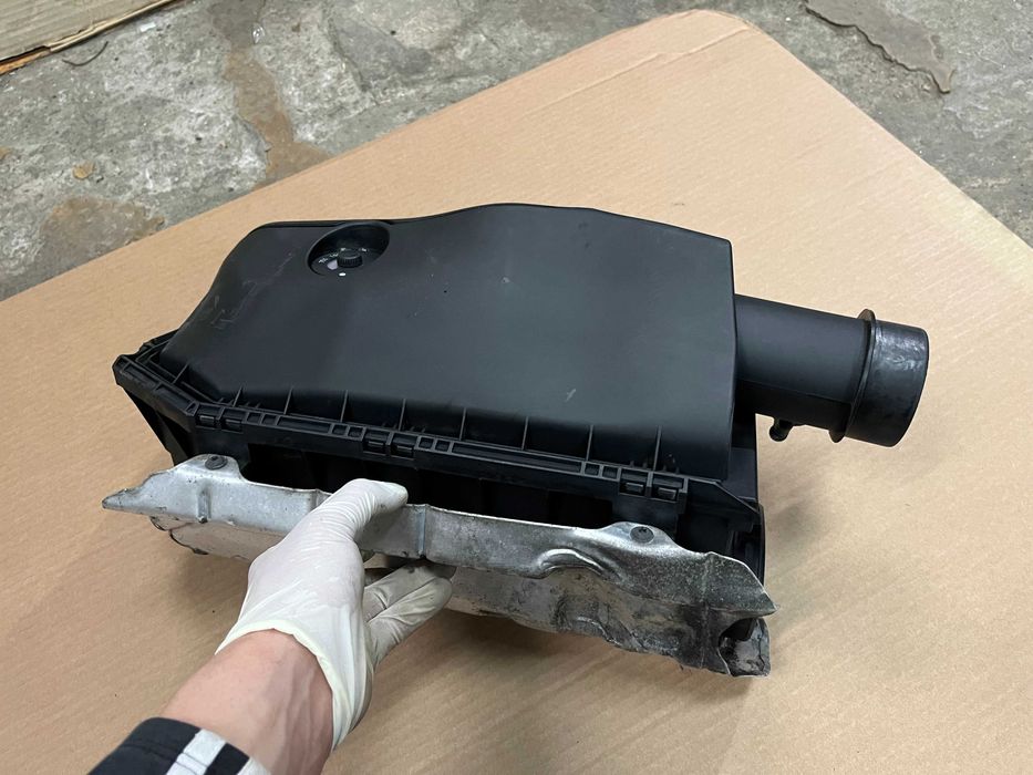 Филтърна кутия за Mercedes E-class W210 200/220 CDI