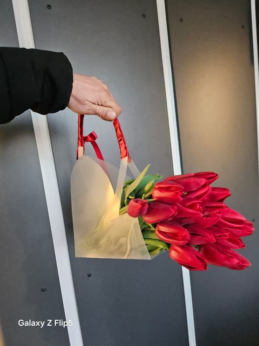 Тюльпаны Доставка