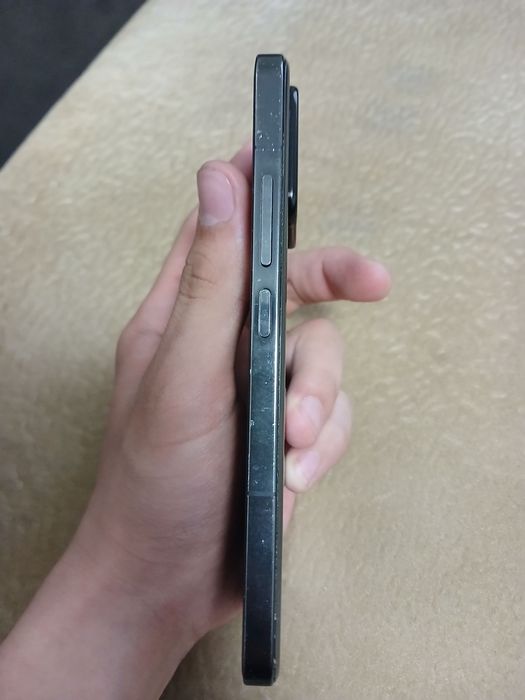 Xiaomi 13 flagman. Korobkasi bilan