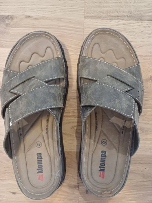 Мъжки чехли Mat Star чисто нови. Реално са 44 номер !!!