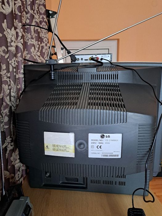 Телевизор с кинескоп LG