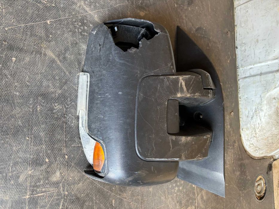 Oglinda partea dreapta pasager duba Iveco Daily Euro 6 2016 2019 2023