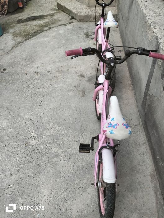 Vând 2 biciclete copii vârstă 5-9 ani