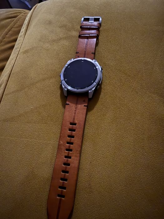 НАМАЛЕН !!! Garmin Fenix 8 AMOLED Sapphire Bare Titanium 51 mm