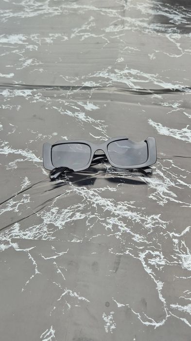 Ochelari de soare Off White Cady negri