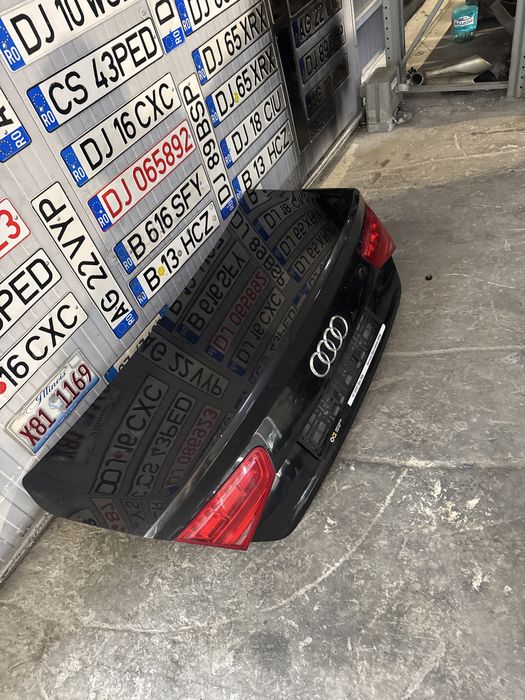 Haion Capota Portbagaj Audi A8 D4 2010-2013 Complet