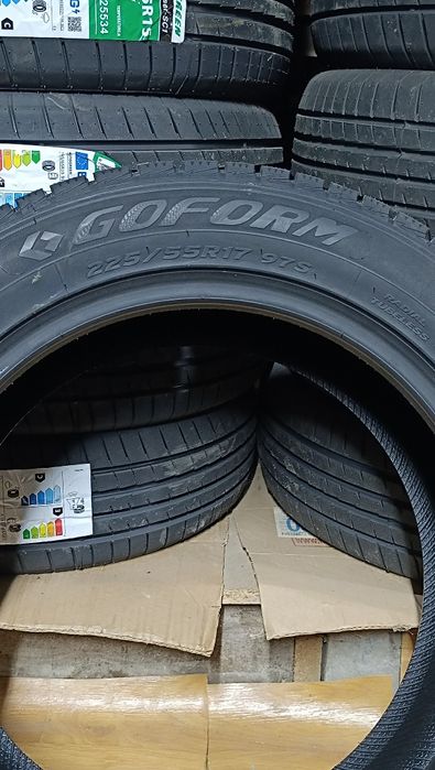 225/55R17 GOFORM