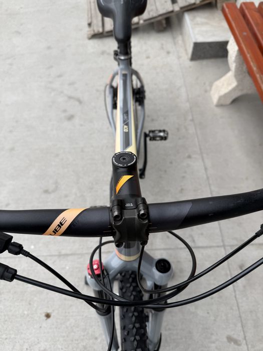 Планински велосипед Cube Acid 29/L