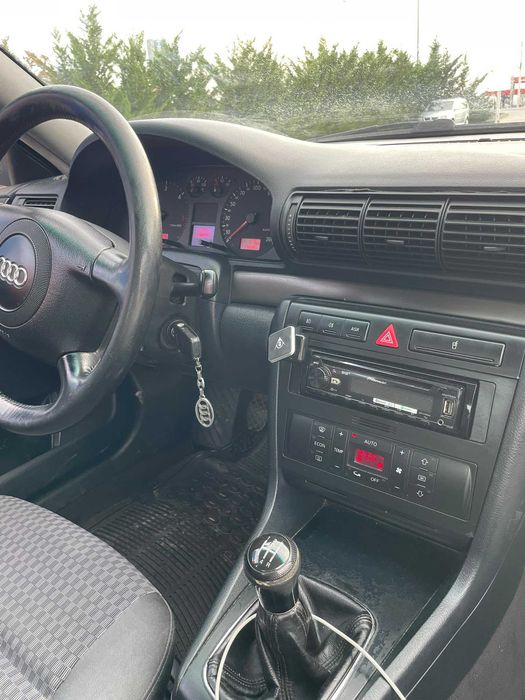 Autoturism mașină