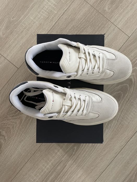 Vand adidasi Hilfiger