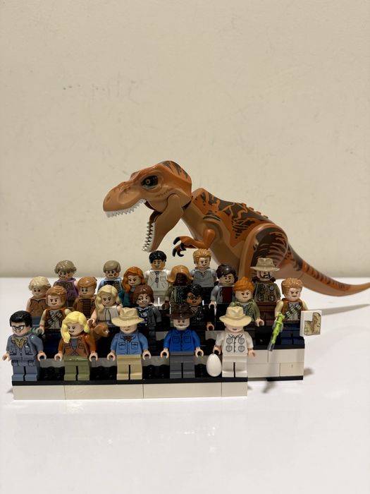Продавам лего колекция Jurassic Park / Jurassic World