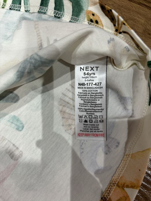 Футболка NEXT с динозаврами